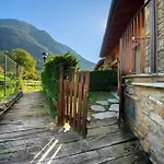 The Waterfall 公寓 喇沙