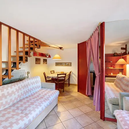 The Waterfall Apartment