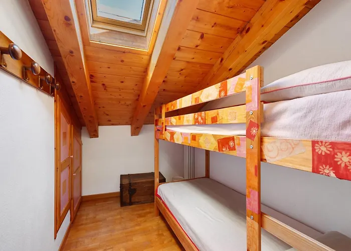 The Waterfall Apartment